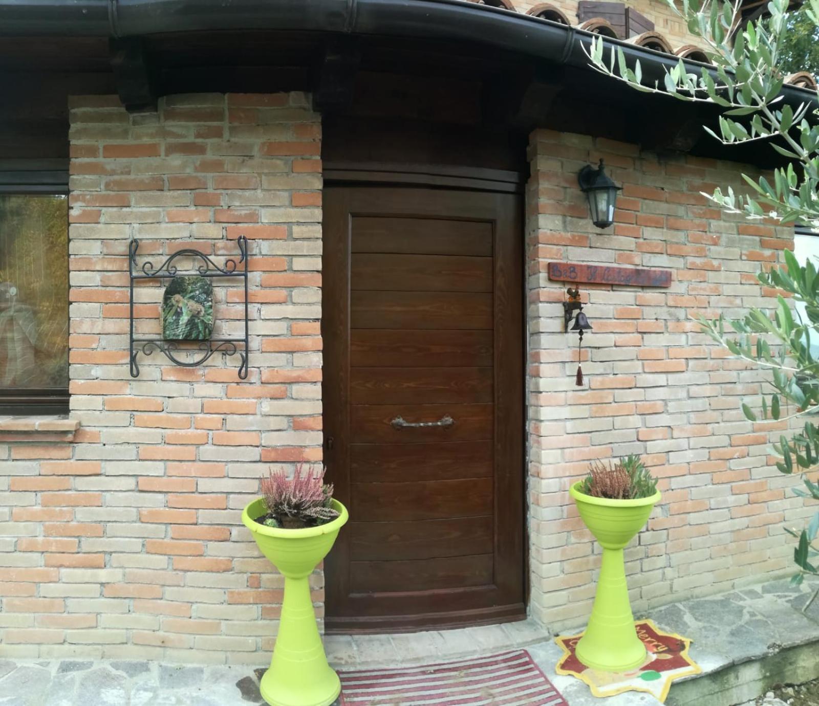 カメリーノ Il Castagneto Bed & Breakfast エクステリア 写真