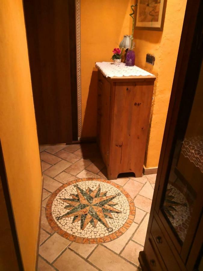 カメリーノ Il Castagneto Bed & Breakfast エクステリア 写真